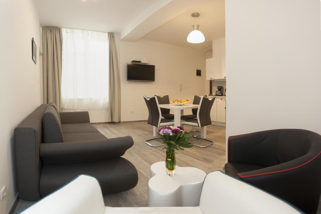 Old Square Apartment Спліт Екстер'єр фото